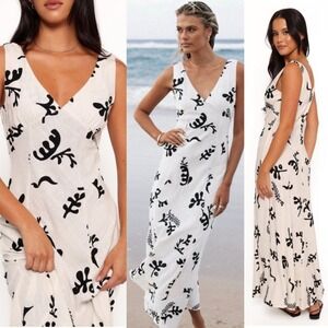Paper Heart Matisse Inspired Linen Blend V-Neck Maxi‎ Dress, White Size Medium
